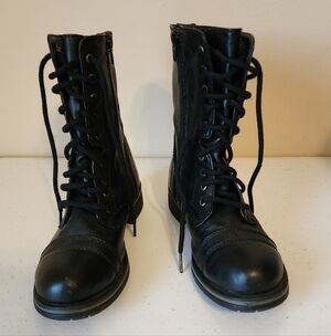 Charlotte Russe Black Combat Boots | Lace-Up+Side Zip | Size 6M | Classic Edgy